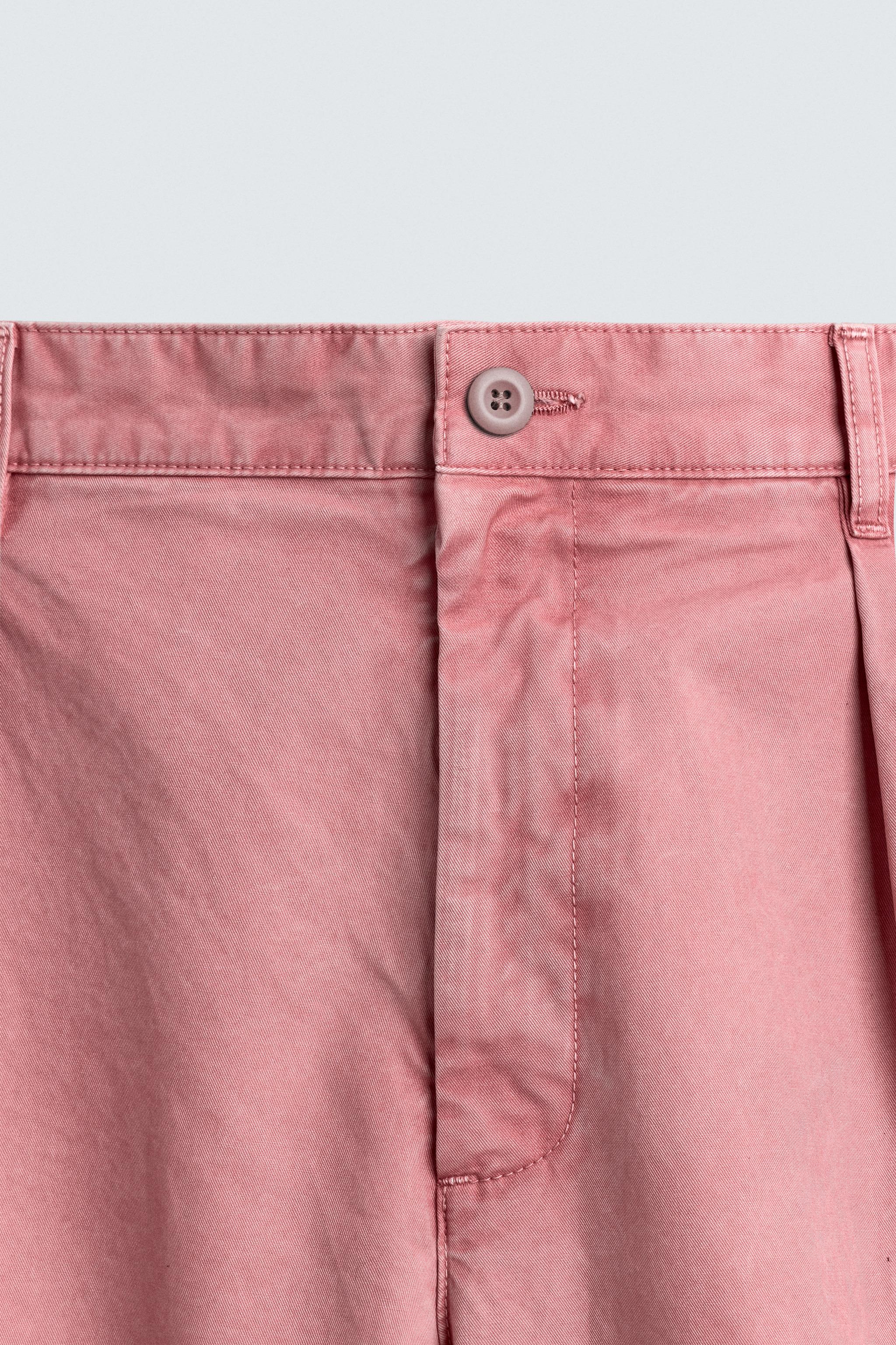 RELAXED FIT PLEATED PANTS